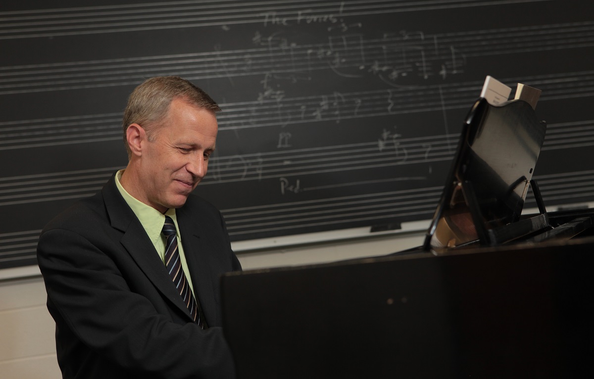 Furman Music Professor Mark Kilstofte receives coveted Copland House Award