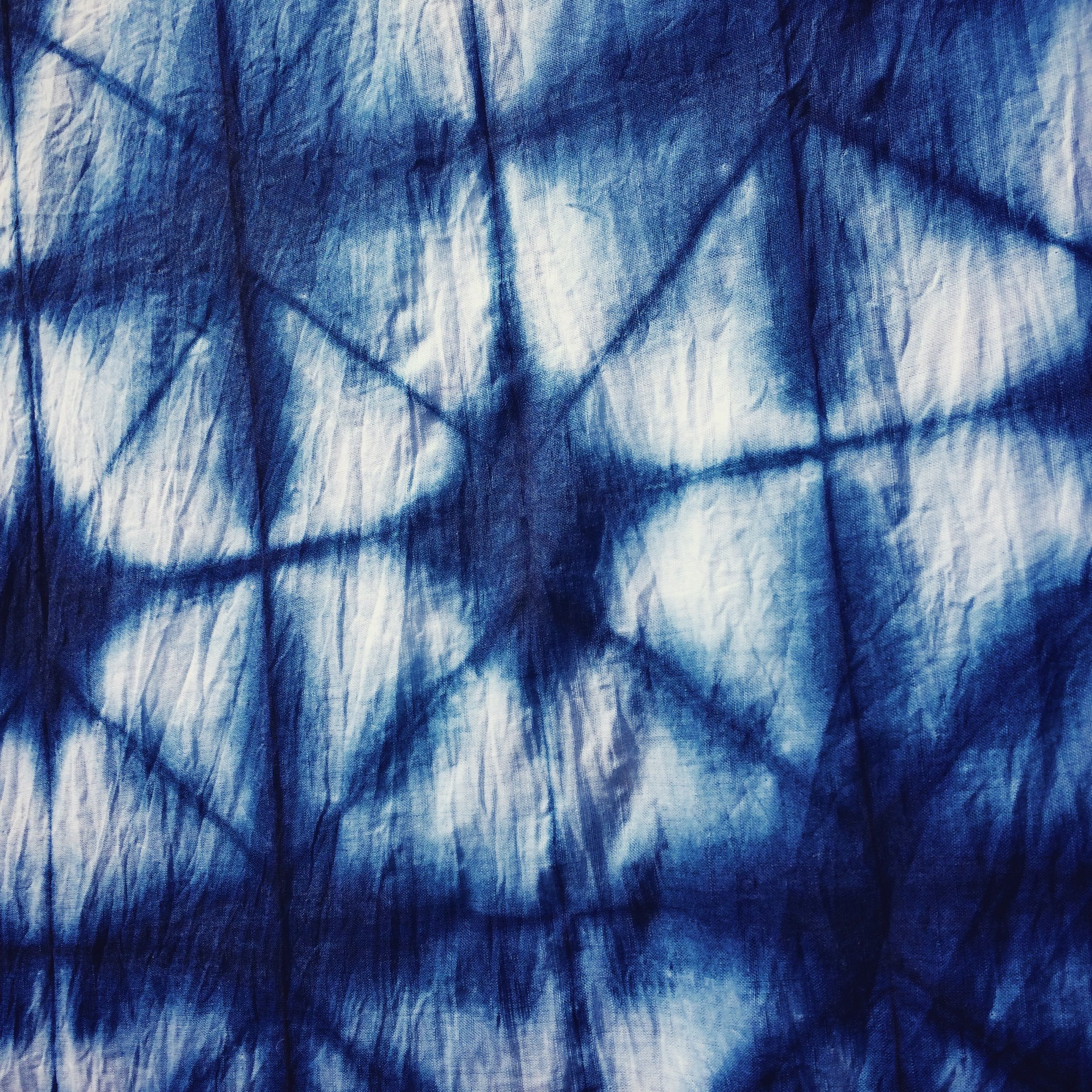 Itajime Shibori and Indigo (How to Stitch Resist your Cotton Kitchen ...