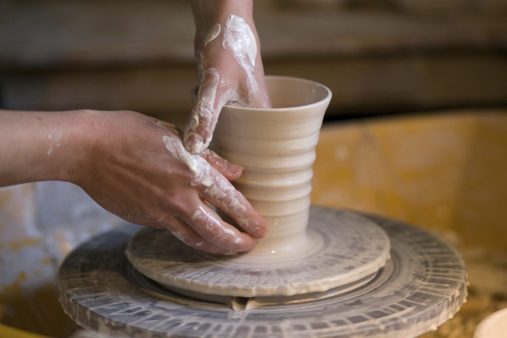 What is Wheel Throwing? – Pottery on the Wheel in a Nutshell