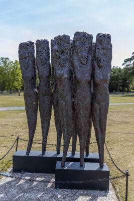 An outdoor sculpture displayed at North Charleston Riverfront Park. Decorative image.