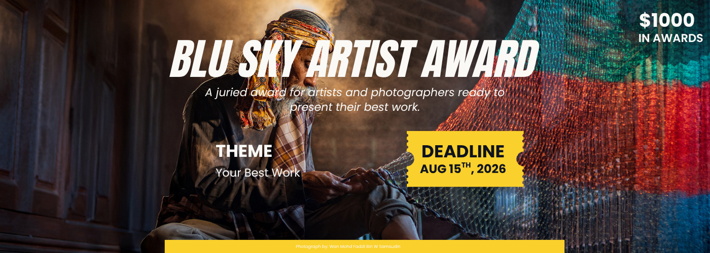 Photograph by Wan Mohd Fadzli W. Samsudin shows an older man weaving a fishing net.